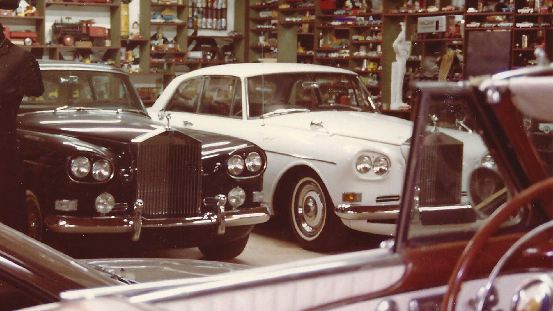 8. Car Collection 8. Car Collection